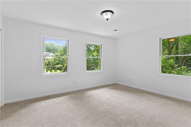 4074 Norton Place SE, Smyrna, GA 30082