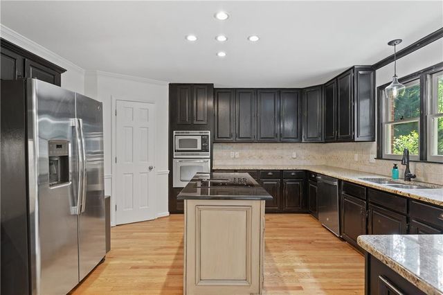 4074 Norton Place SE, Smyrna, GA 30082