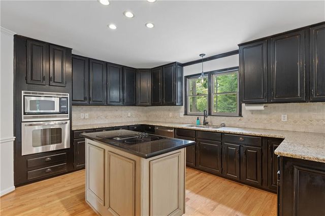 4074 Norton Place SE, Smyrna, GA 30082