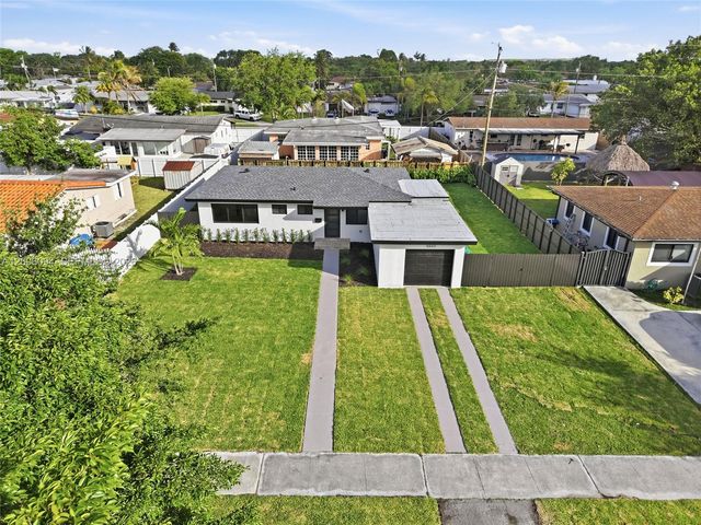 9660 Dominican Dr, Cutler Bay, FL 33189