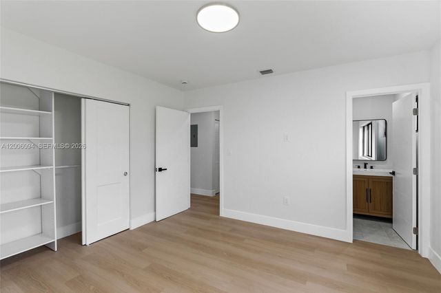 9660 Dominican Dr, Cutler Bay, FL 33189