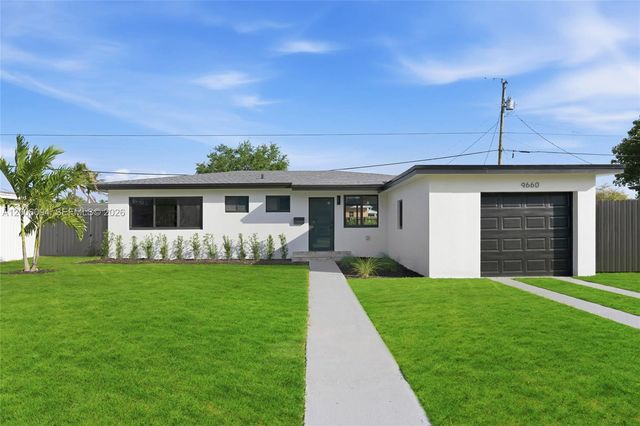 9660 Dominican Dr, Cutler Bay, FL 33189