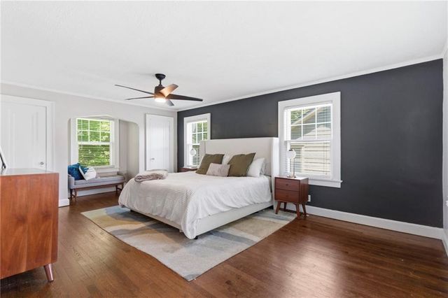 301 E 68 Terrace, Kansas City, MO 64113