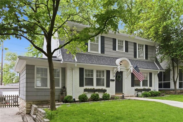 301 E 68 Terrace, Kansas City, MO 64113