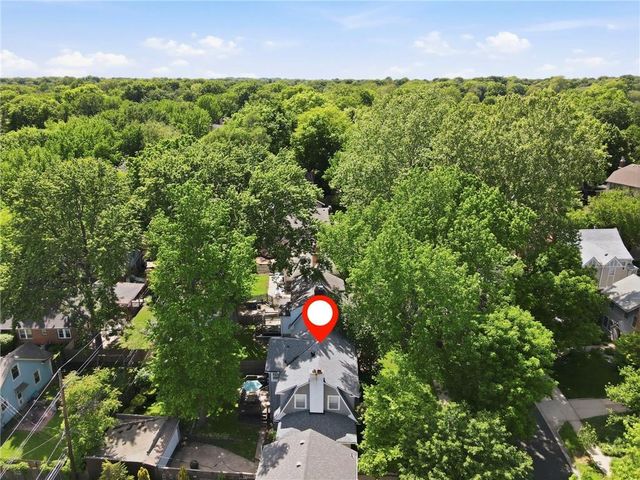 301 E 68 Terrace, Kansas City, MO 64113