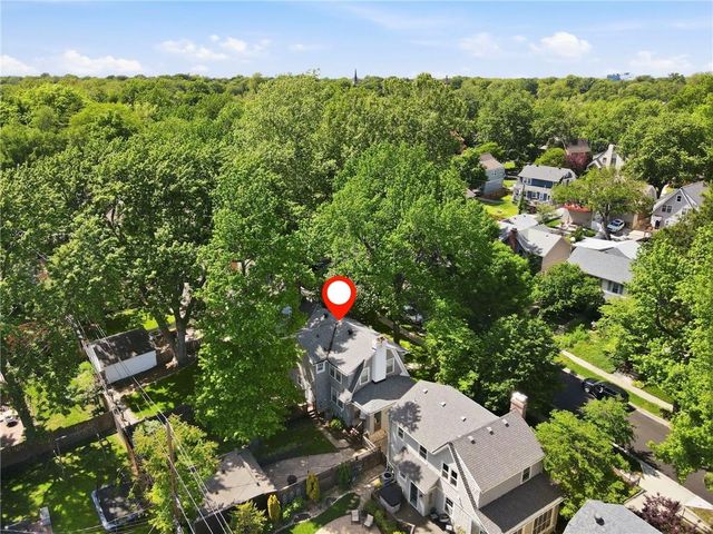 301 E 68 Terrace, Kansas City, MO 64113
