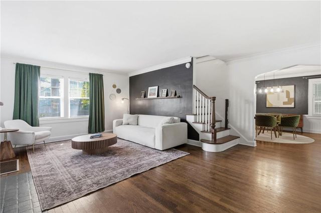 301 E 68 Terrace, Kansas City, MO 64113