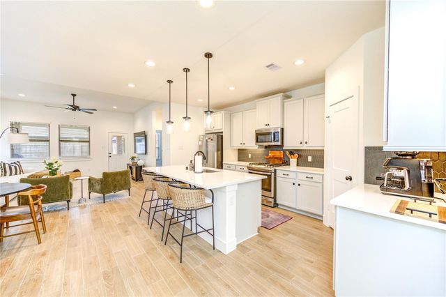 17758 Tree Of Heaven, Conroe, TX 77385