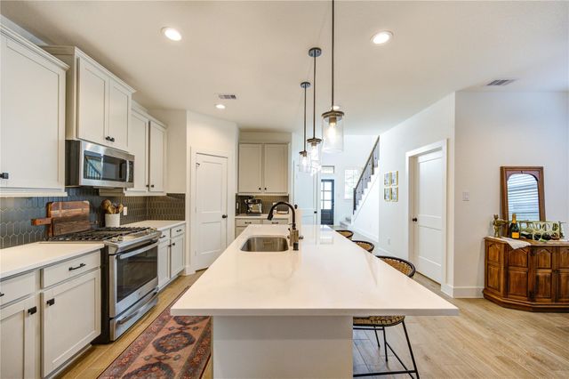 17758 Tree Of Heaven, Conroe, TX 77385