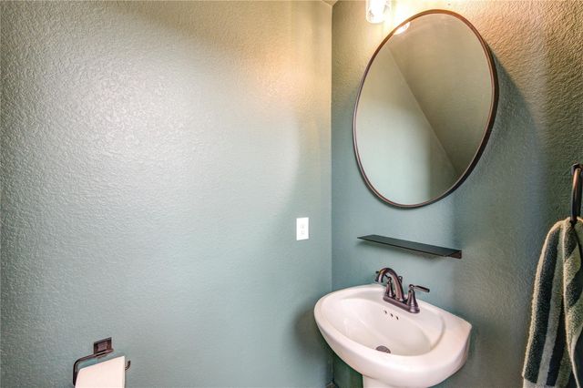 17758 Tree Of Heaven, Conroe, TX 77385