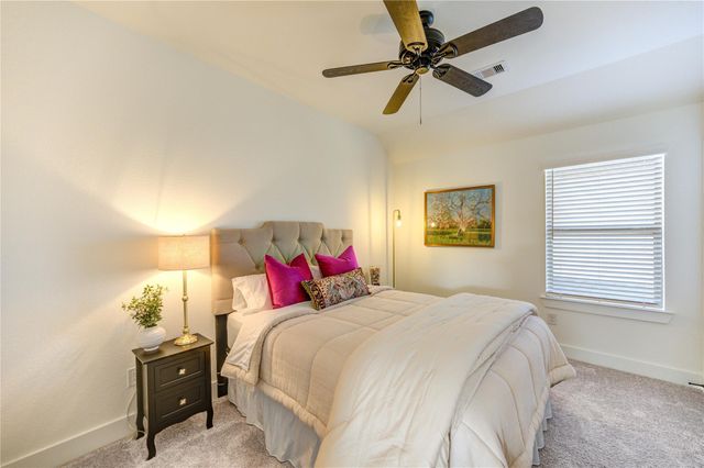 17758 Tree Of Heaven, Conroe, TX 77385