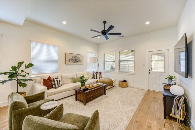 17758 Tree Of Heaven, Conroe, TX 77385