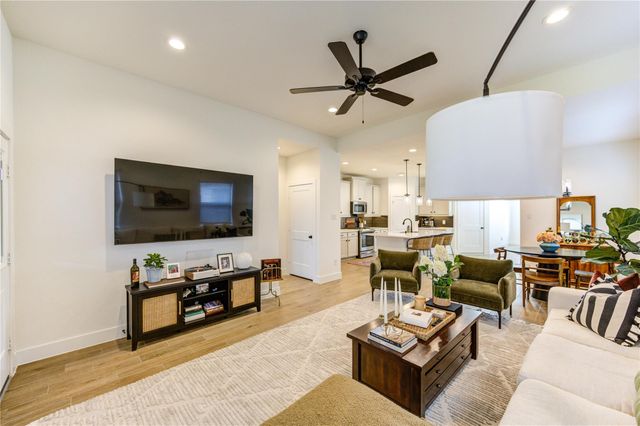 17758 Tree Of Heaven, Conroe, TX 77385