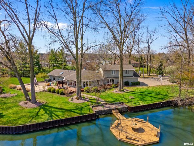 1806 S 14TH Street, Pekin, IL 61554