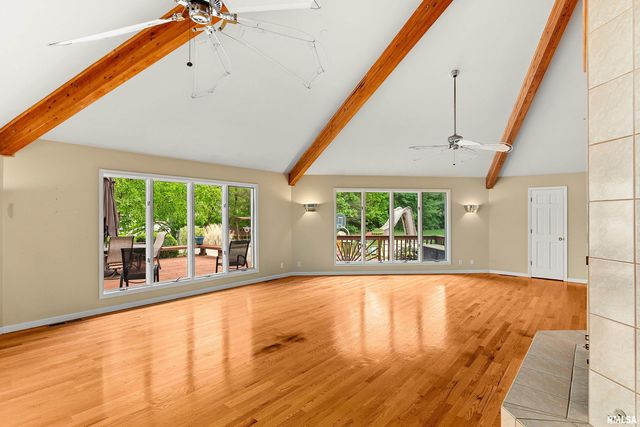 1806 S 14TH Street, Pekin, IL 61554