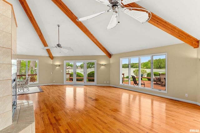 1806 S 14TH Street, Pekin, IL 61554