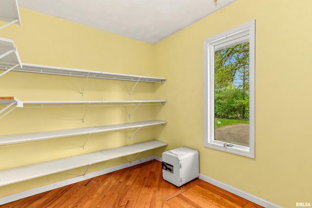 1806 S 14TH Street, Pekin, IL 61554