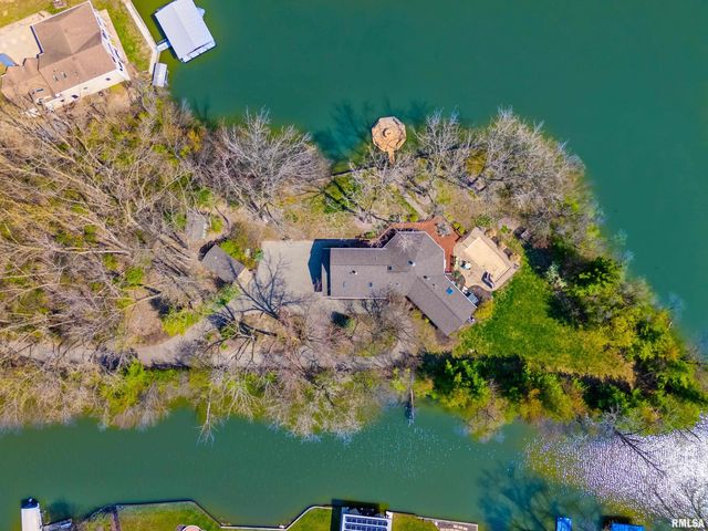 1806 S 14TH Street, Pekin, IL 61554