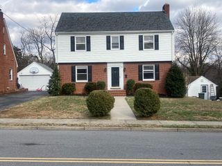 N 516 N Market ST, Salem, VA 24153