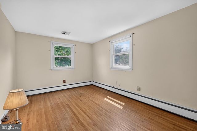 312 COVERED BRIDGE RD, King Of Prussia, PA 19406
