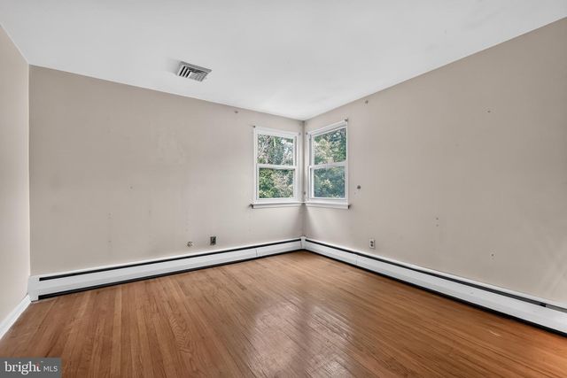 312 COVERED BRIDGE RD, King Of Prussia, PA 19406