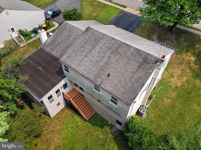 312 COVERED BRIDGE RD, King Of Prussia, PA 19406