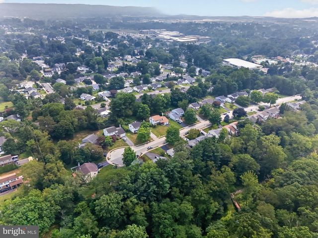 312 COVERED BRIDGE RD, King Of Prussia, PA 19406