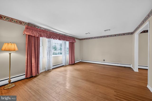 312 COVERED BRIDGE RD, King Of Prussia, PA 19406