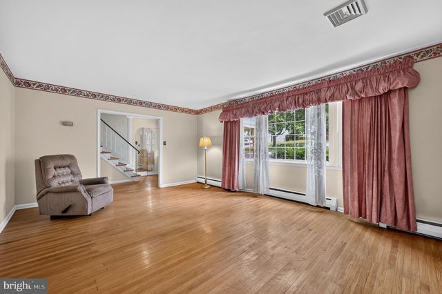 312 COVERED BRIDGE RD, King Of Prussia, PA 19406