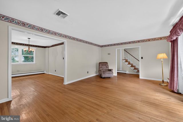312 COVERED BRIDGE RD, King Of Prussia, PA 19406