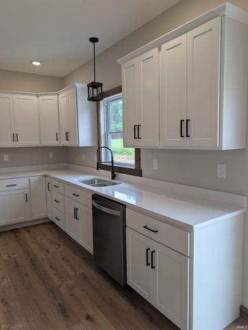 217 Poplar Street, Loogootee, IN 47553