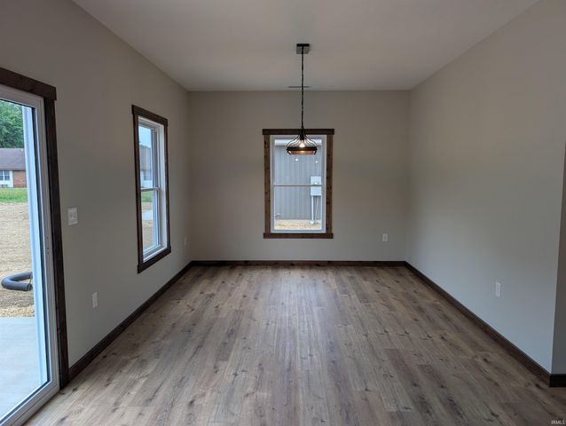 217 Poplar Street, Loogootee, IN 47553