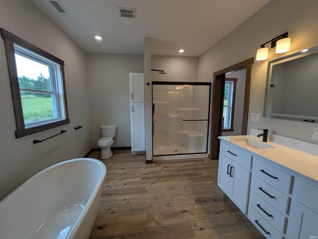 217 Poplar Street, Loogootee, IN 47553