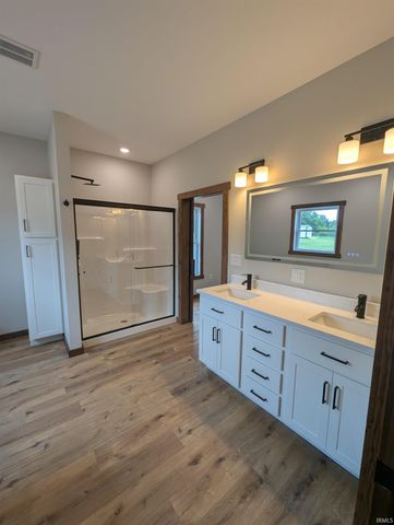 217 Poplar Street, Loogootee, IN 47553