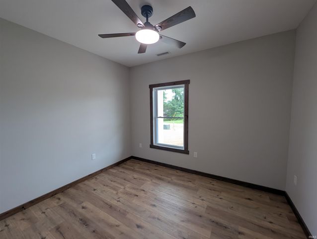 217 Poplar Street, Loogootee, IN 47553