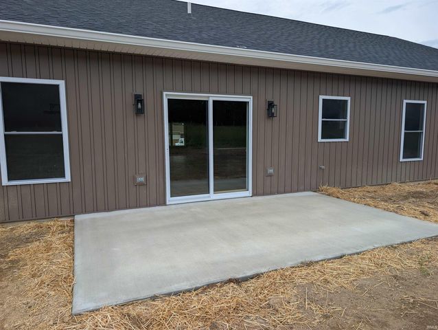 217 Poplar Street, Loogootee, IN 47553