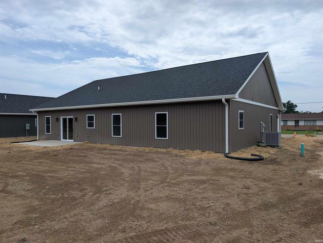 217 Poplar Street, Loogootee, IN 47553