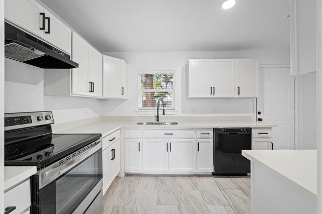 6134 Belmark Street, Houston, TX 77033