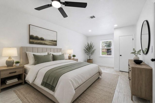 6134 Belmark Street, Houston, TX 77033