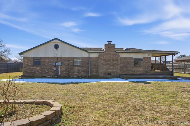 10611 E 112th Place N, Owasso, OK 74055