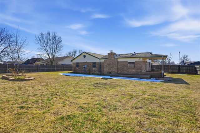 10611 E 112th Place N, Owasso, OK 74055