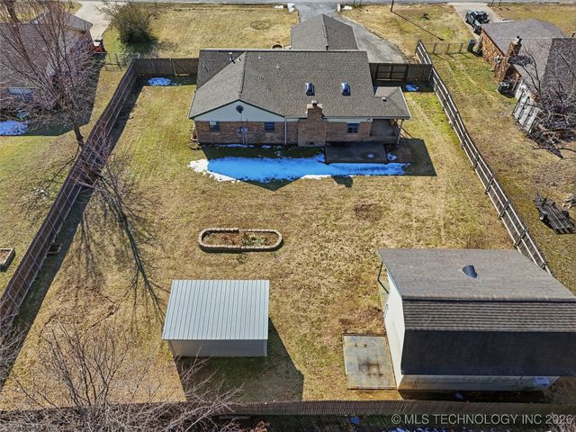 10611 E 112th Place N, Owasso, OK 74055