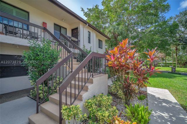 7956 Eastlake Dr F, Boca Raton, FL 33433
