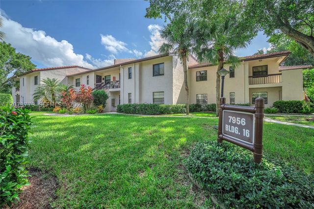 7956 Eastlake Dr F, Boca Raton, FL 33433