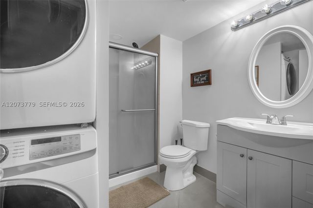 7956 Eastlake Dr F, Boca Raton, FL 33433