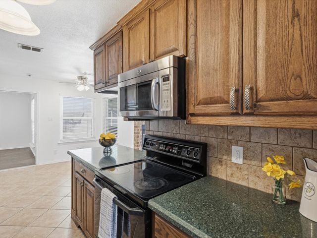 2110 Azalea Street, Denton, TX 76205