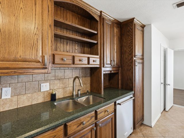 2110 Azalea Street, Denton, TX 76205