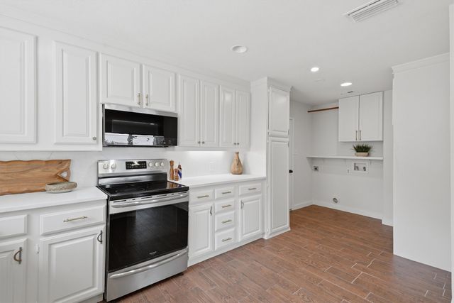 5123 Fairway Circle, Granbury, TX 76049