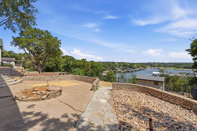 5123 Fairway Circle, Granbury, TX 76049