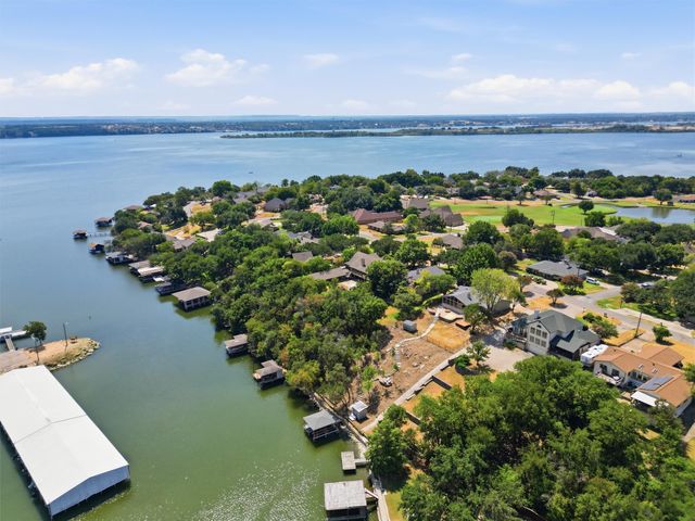 5123 Fairway Circle, Granbury, TX 76049